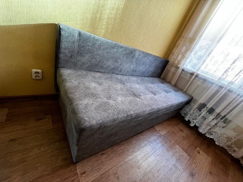 Продается диван (раскладной)