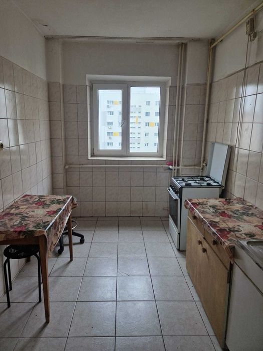 Propietar vand ap. 2 camere Margeanului