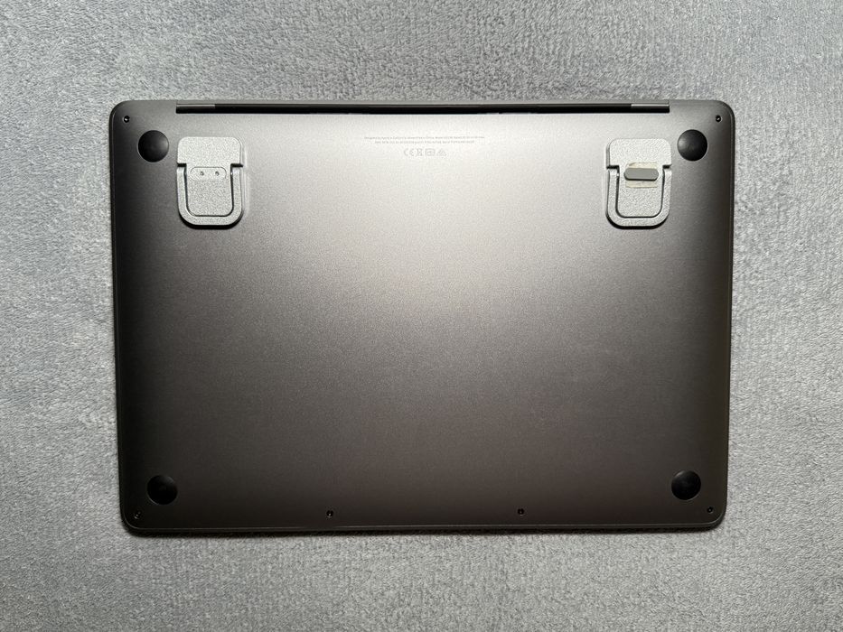 MacBook Pro M1 2020 8/256