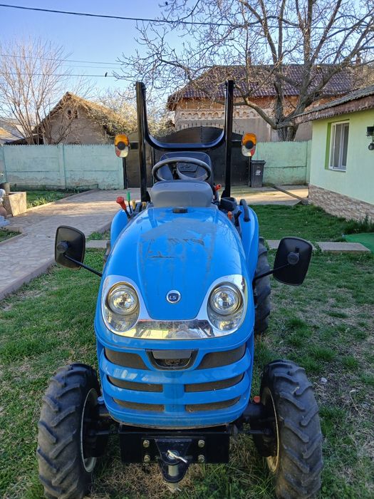 Tractor LS model J27,CP 27 +3 accesorii(Freză,semănătoare și plug)
