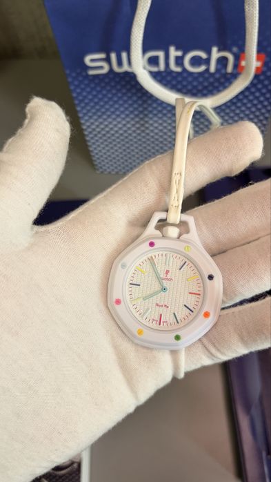 Часовник Swatch x Audemars Piguet “Royal Pop – Huit Blanc”