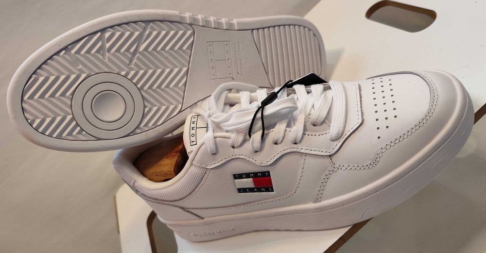 Pantofi sport casual 41 premium Tommy Hilfiger NOI piele naturala moale