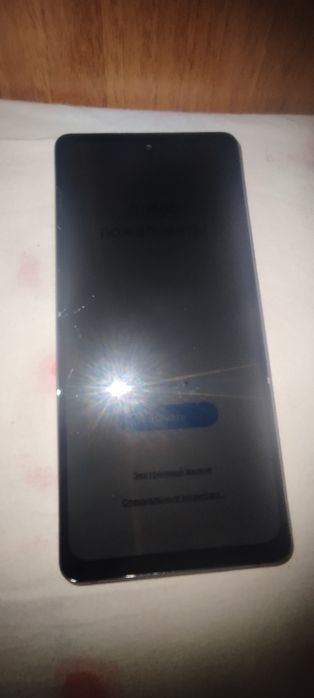 Samsung Galaxy S20 FE (6/128GB) — 75000 тг