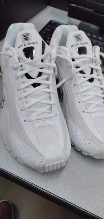 Маратонки Nike 42,5