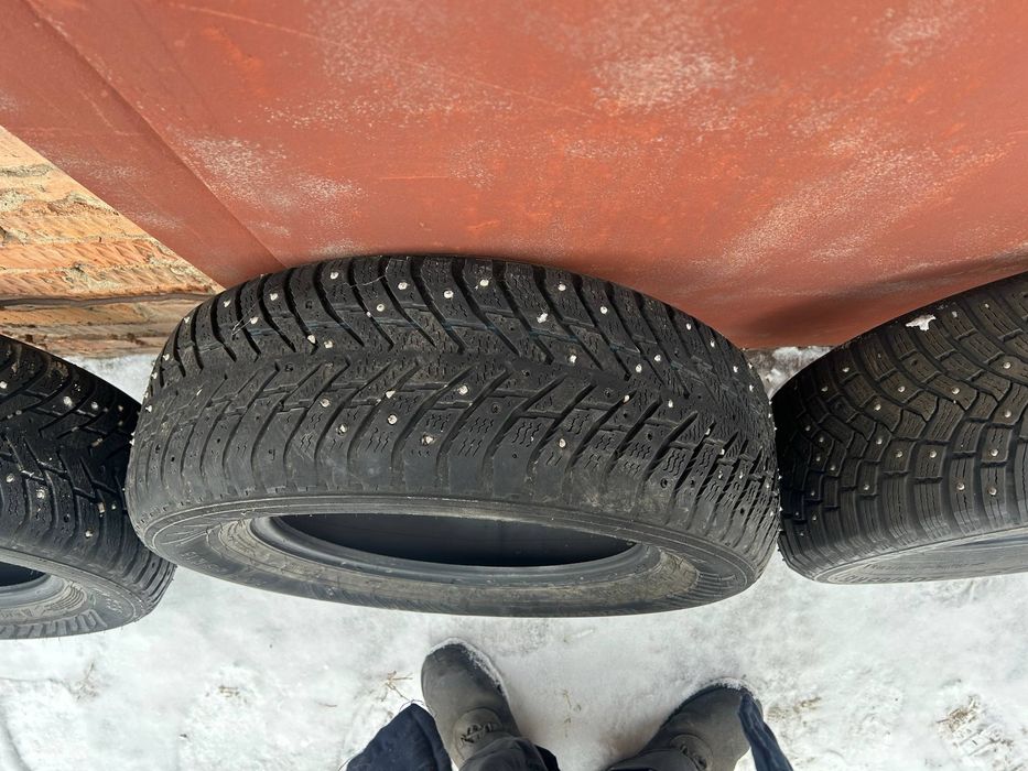 Шины на автомобиль