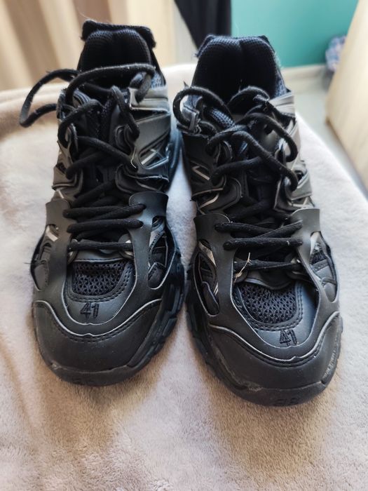 Valenciagi маратонки