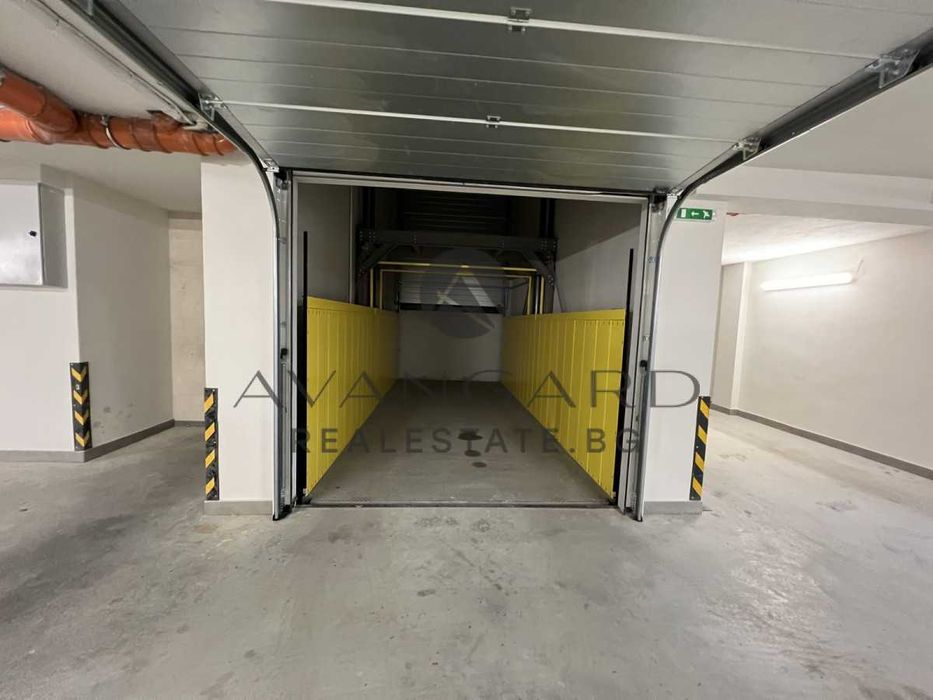 Продава се Двустаен апартамент в Пловдив, Христо Смирненски - 76 кв.м за 1685 €/кв.м - Снимка #11