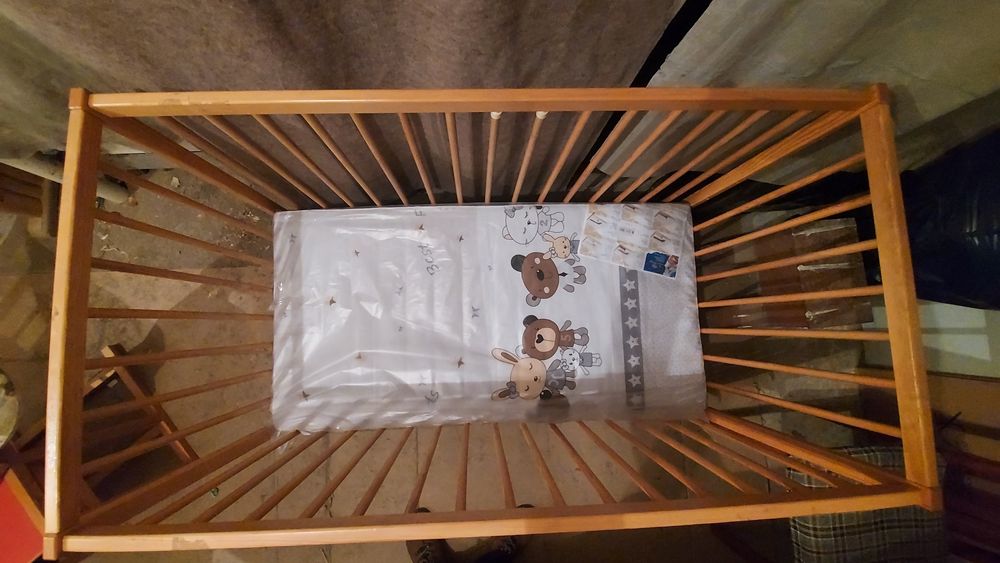 Детская кроватка
