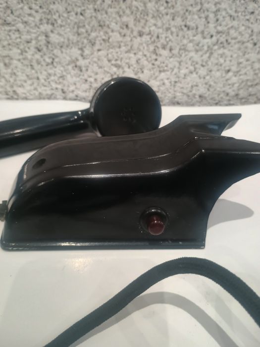 Комплект -бакелитов  телефон и домофон .