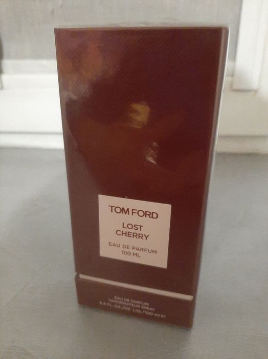 Продам  духи TOM FORD Lost Cherry  100мл. Оригинал.