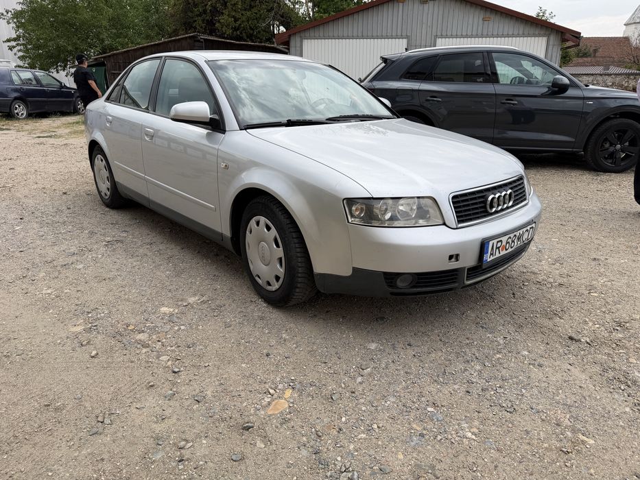 Vand Audi A4 in stare buna