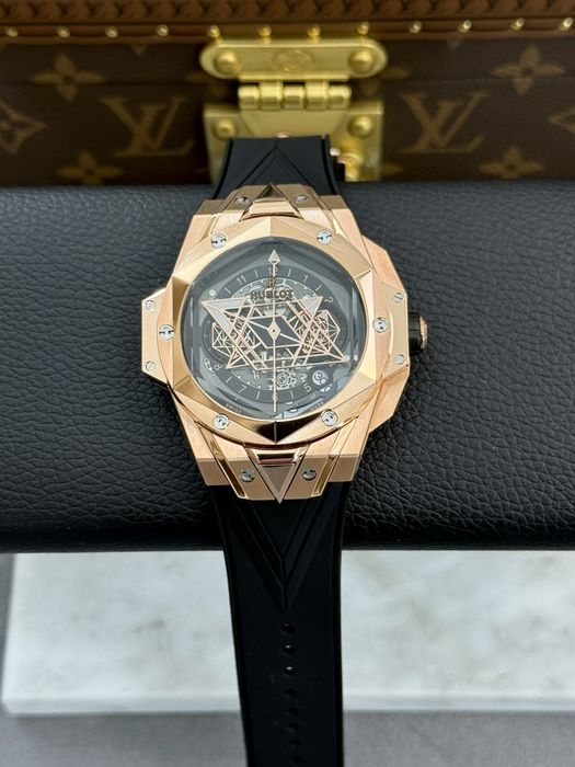 HB Big Bang Sang Bleu 45mm Gold