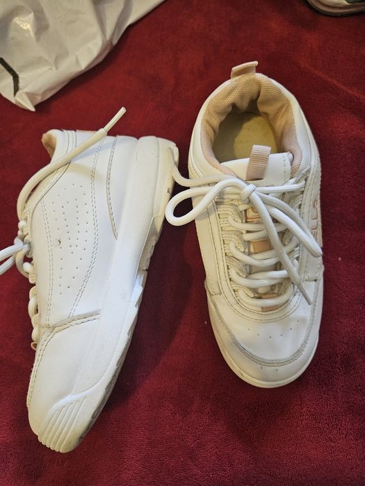 Vand adidasi fete, marimea 31, albi