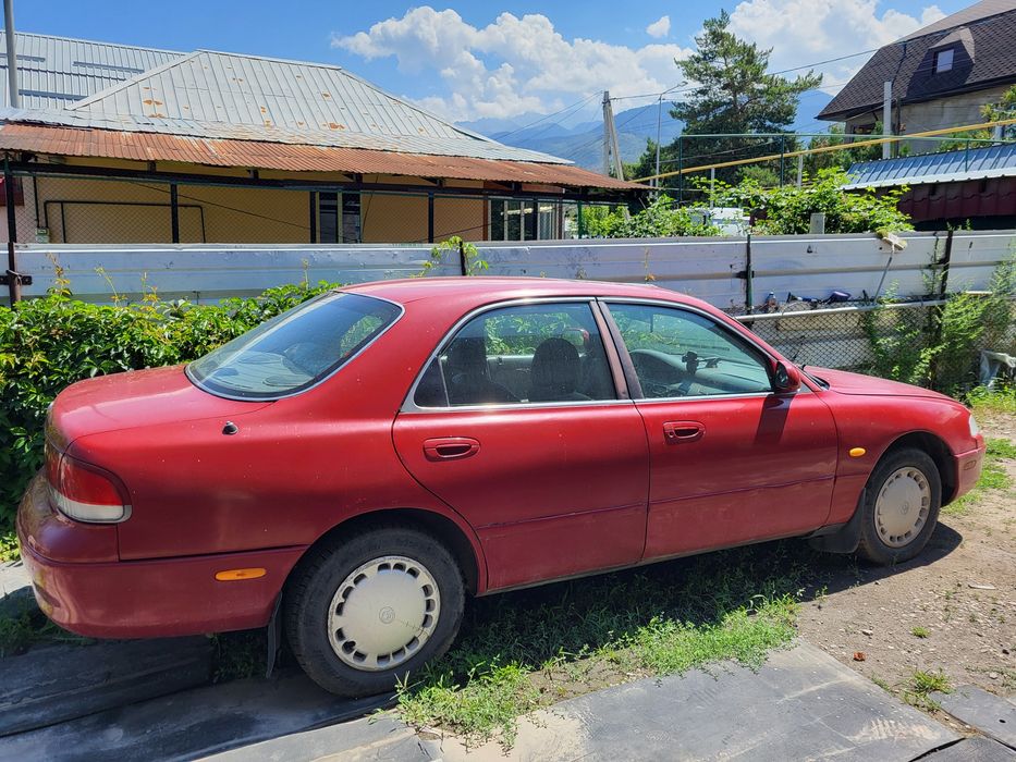 Продам машину Mazda 626
