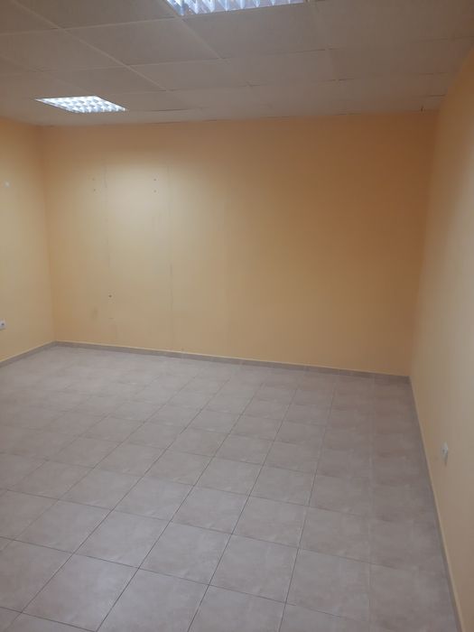 Продава се Магазин в Плевен, Идеален център - 73 кв.м за 1258 €/кв.м - Снимка #3