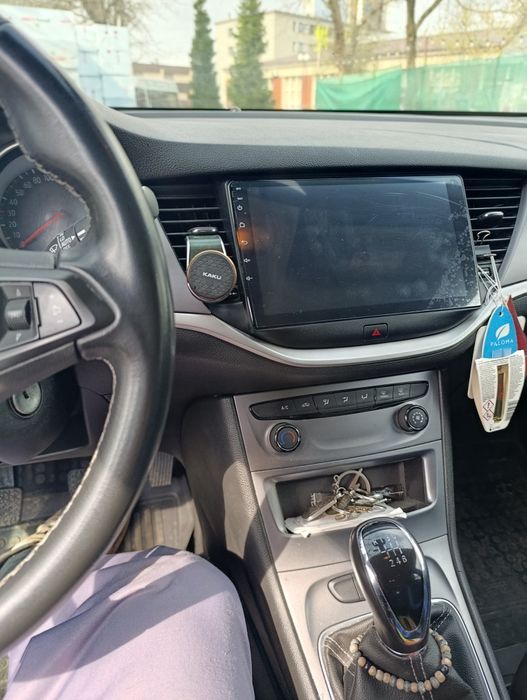 OPEL Astra 2019 — imagine 4