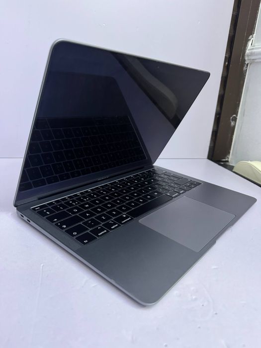 MacBook Air 13-inch core i5