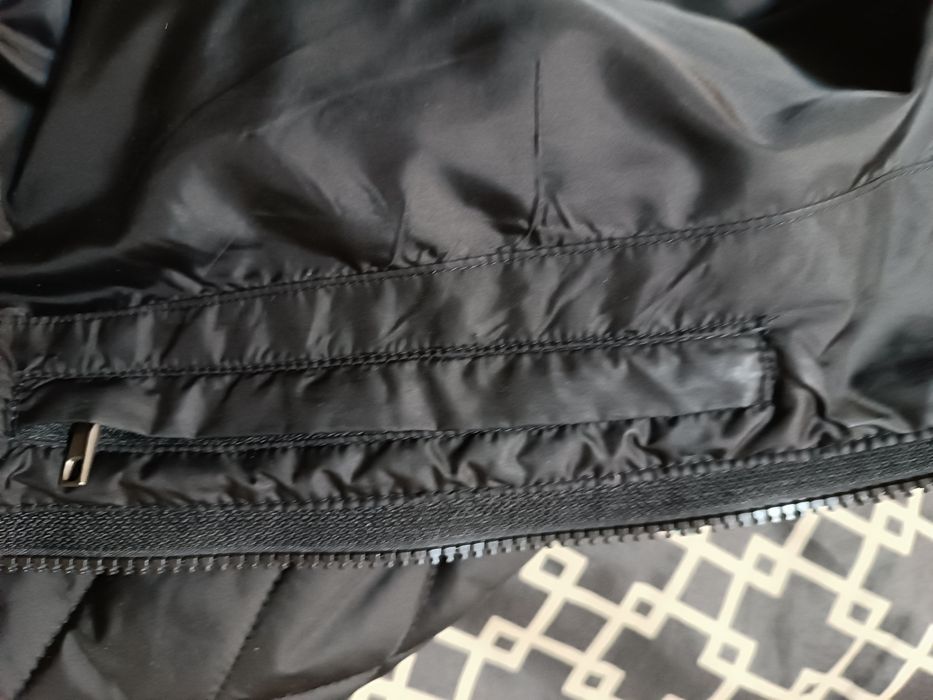 Geacă fis ,marca Zara,mărimea M.