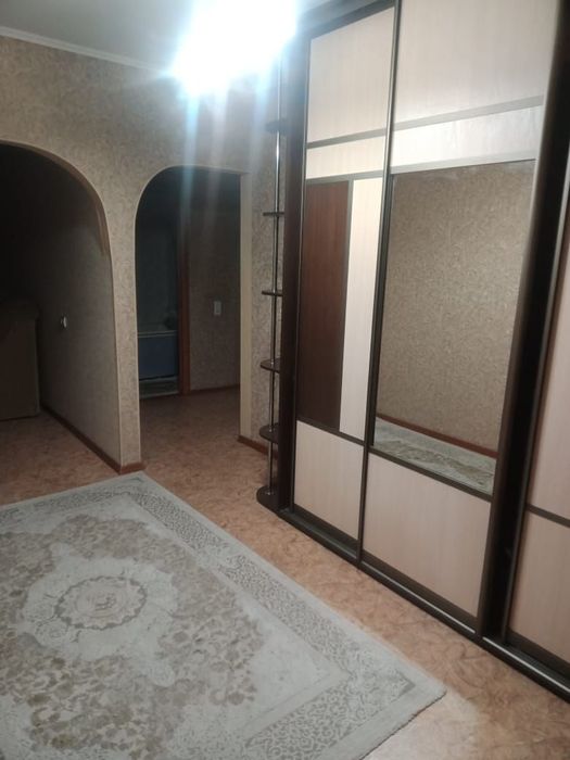 Продам 3ком квартиру район 8 школы.