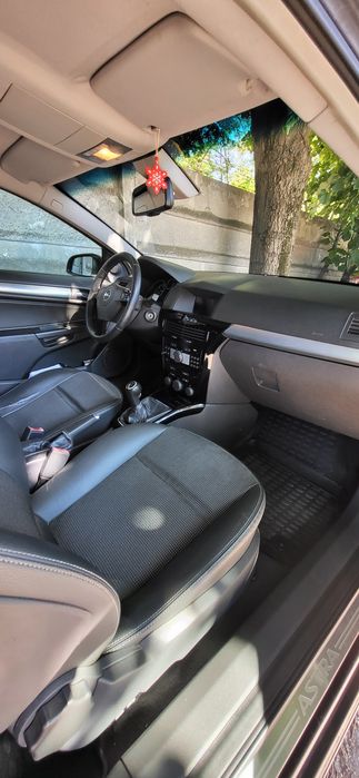 Vand Opel Astra H GTC 1.9 cdti 120 cai