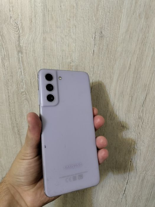 Samsung 21 FE 128 gb