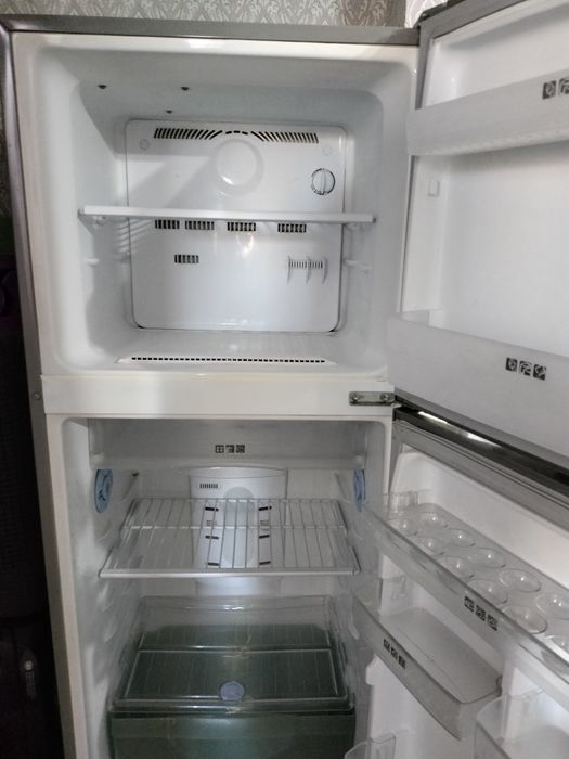 Продам Холодильник Samsung