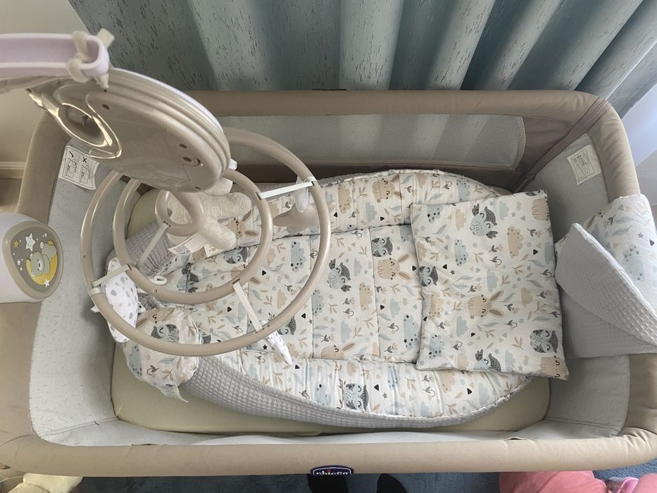 Pătuț pentru bebeluși Chicco - Next 2 Me, Essential, bej