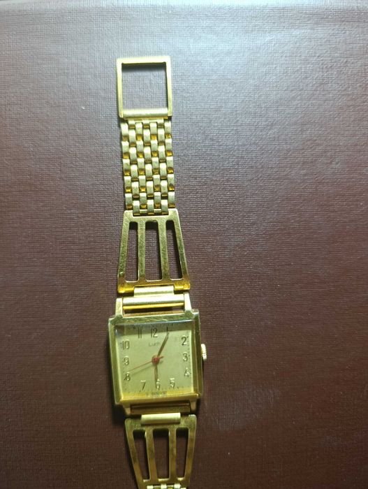 Позолоченные  часы луч ссср