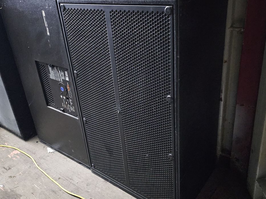 Активные сабвуферы MEYER-SOUND M2D SUB