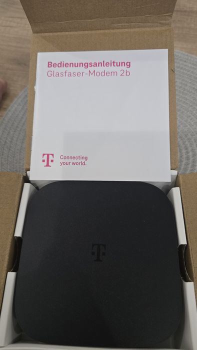 Telekom Glasfaser Modem 2b GPON ONT 2.5GbE – пълен комплект