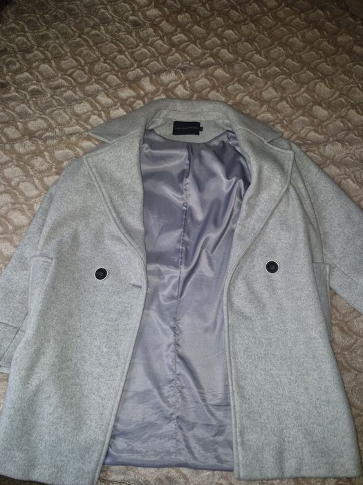 Продам женское пальто