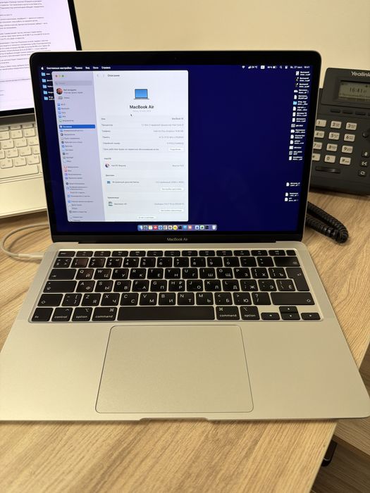 MacBook Air Intel core i3, 8gb, 256gb, 13,3”