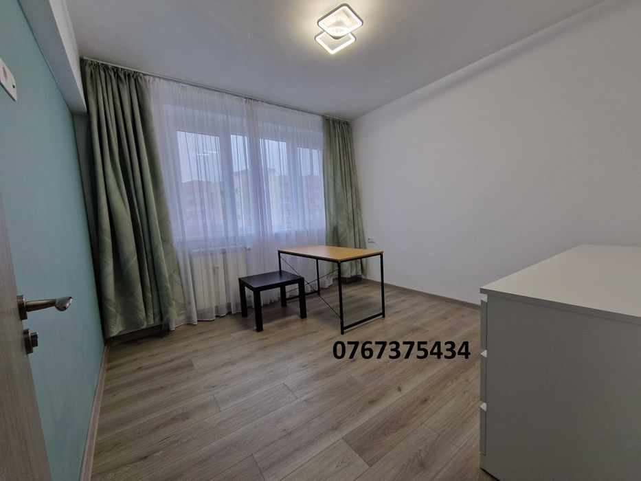 vand apartament 3 camere