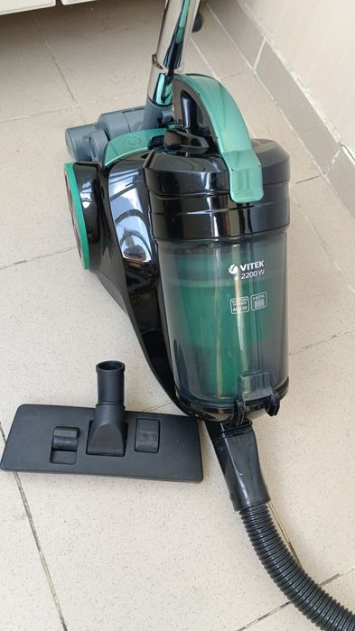 Пылесос Vitek 2200w