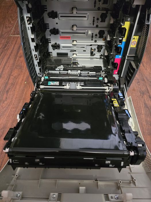 HP color laser jet cm3530 MFP multifuncțional color