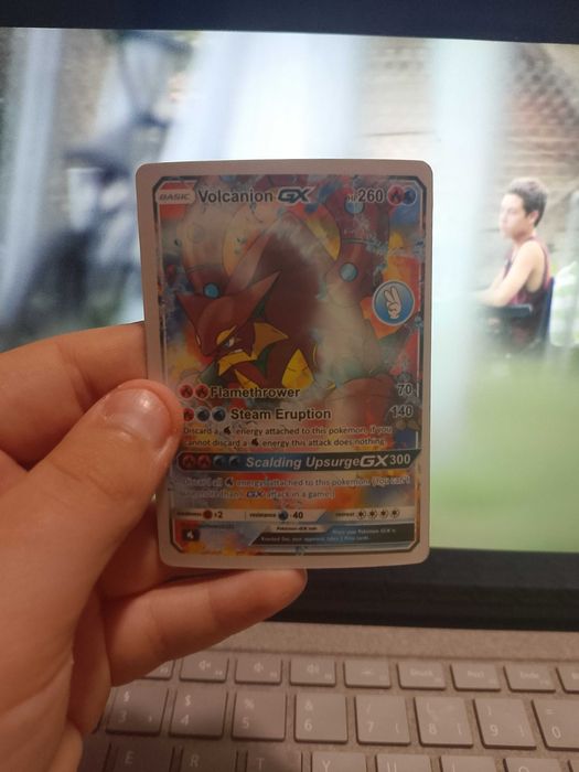 Volcanion GX покемон карта