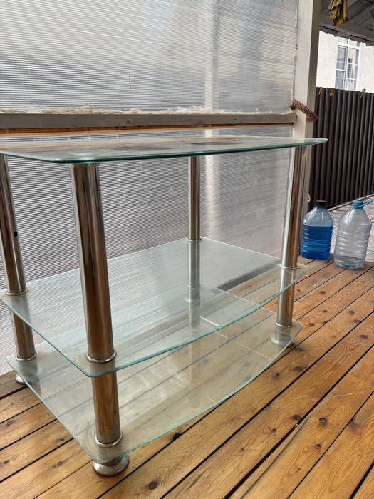 Стекляный стол подставка под тв