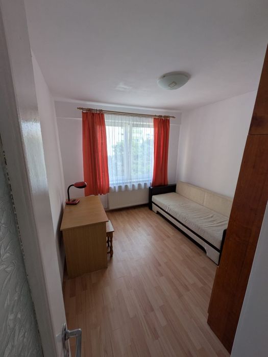 Inchiriez apartament 2 camere - Tudor, Bul 1 Dec 1918, ideal pt studenti