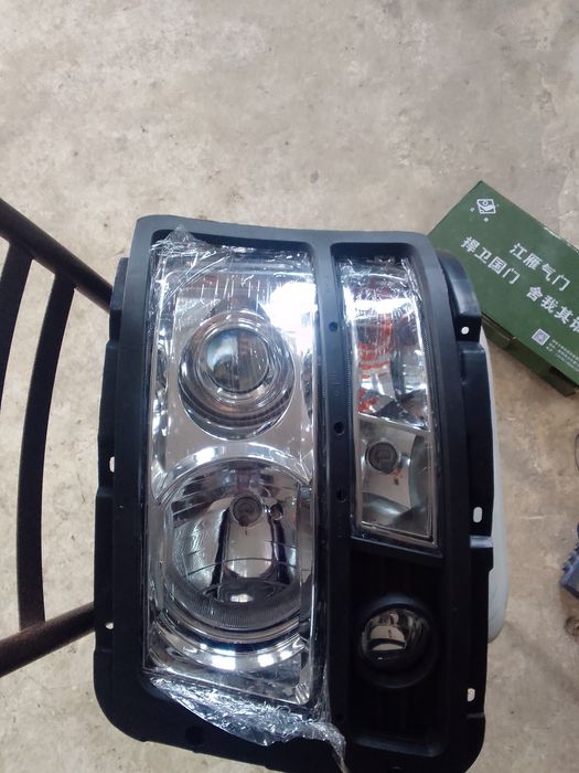 Фара SHACMAN F3000