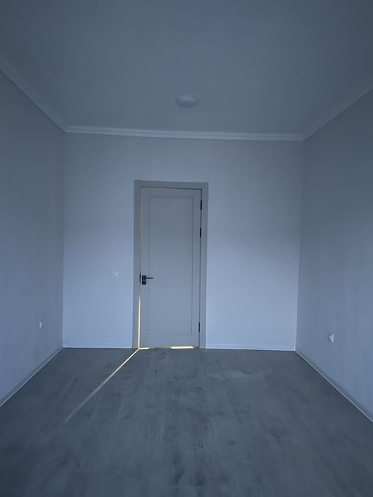 Kvartira Sotiladi Srochniga