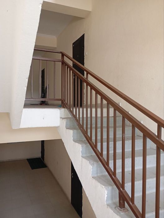 2 xonalik uy SROCHNIY sotıladı