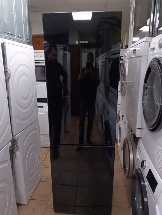 Черен комбиниран хладилник с фризер Бош Bosch с 2 години  ГАРАНЦИЯ!