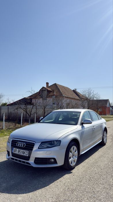 Audi A4 B8  CAGA