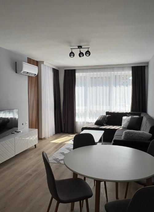 Дава се под наем Двустаен апартамент в Пловдив, Кючук Париж - 60 кв.м за 500 € - Снимка #2