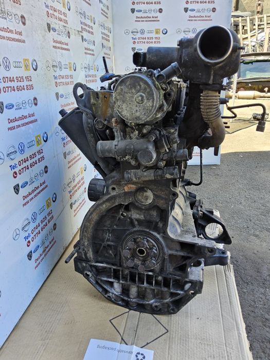 Motor Renault Trafic 1.9 F9Q Opel Vivaro 1.9 f9q Nissan Primastar injectoare