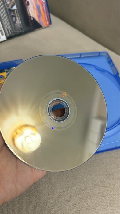 Диск FIFA 18 на PS4 и PS5