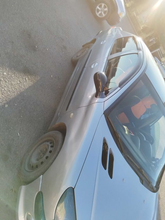 Продам машину на активном ходу