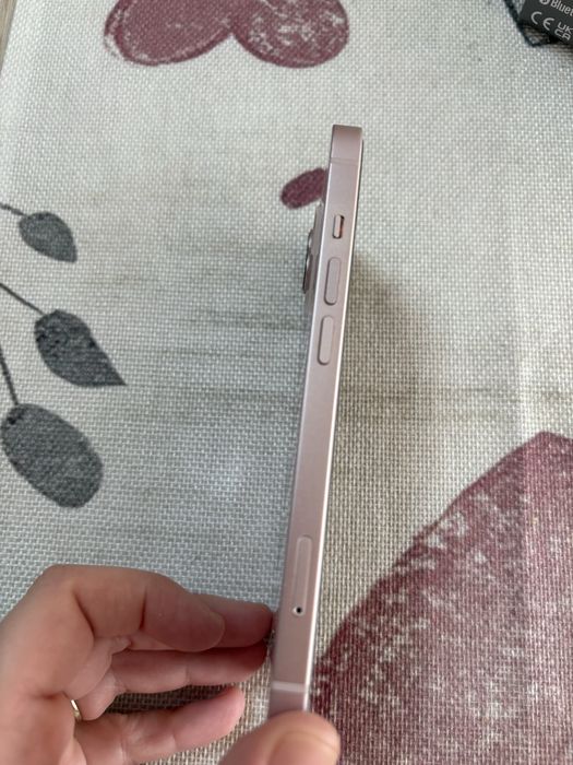iphone 13 розов