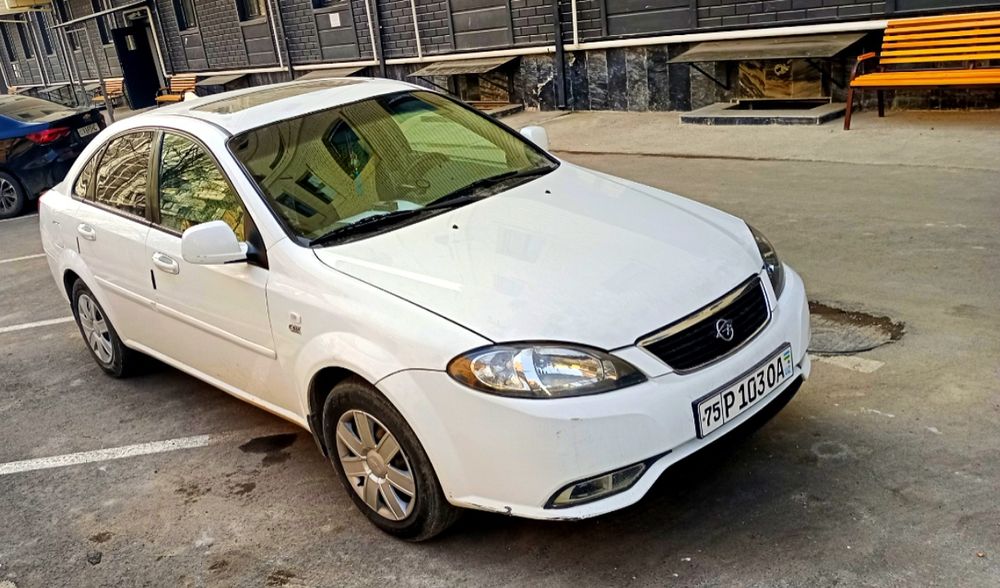 Gentra 2020й люк механик.