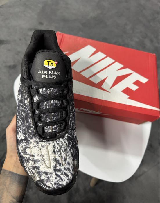 Nike Air Max Plus 3 Black Graphic